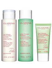 Clarins Cofanetto Perfect Cleansing Pelle Mista A Grassa – Comfort Cleansing Milk 200 Ml + Purifying Toning Lotion 200 Ml + Purifying Gentle Foaming Cleanser 30 Ml + Pochette