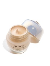 Shiseido Future Solution Lx Total Radiance Foundation Spf15 - Golden3