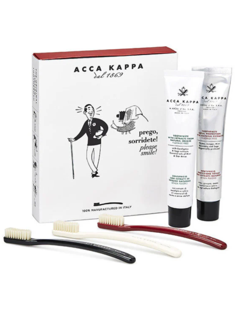 Acca Kappa Cofanetto Tre Spazzolini Da Denti Vintage + Due Dentifrici Da 100 Ml